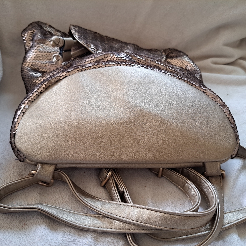 Gold sequins backpack - Picture 3 of 4
